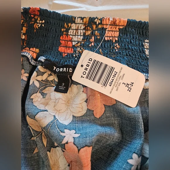 Torrid Mini Challis Smocked Waist Ruffle Edge Skirt Size 3X NEW - Picture 9 of 13